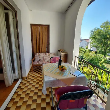 Apartments Fam Tomasic Baska (Krk) Exterior photo