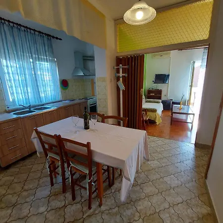 Apartments Fam Tomasic Baska (Krk) Exterior photo