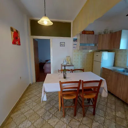 Apartments Fam Tomasic Baska (Krk) Room photo