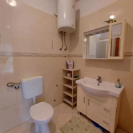 Apartments Fam Tomasic Baska (Krk) Room photo