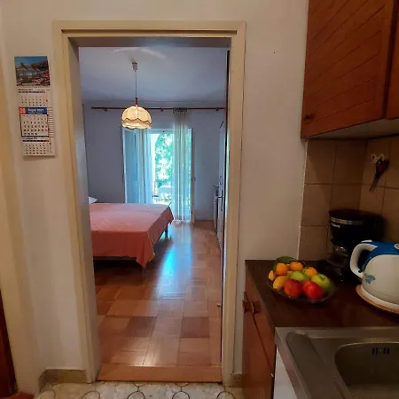 Apartments Fam Tomasic Baska (Krk) Exterior photo