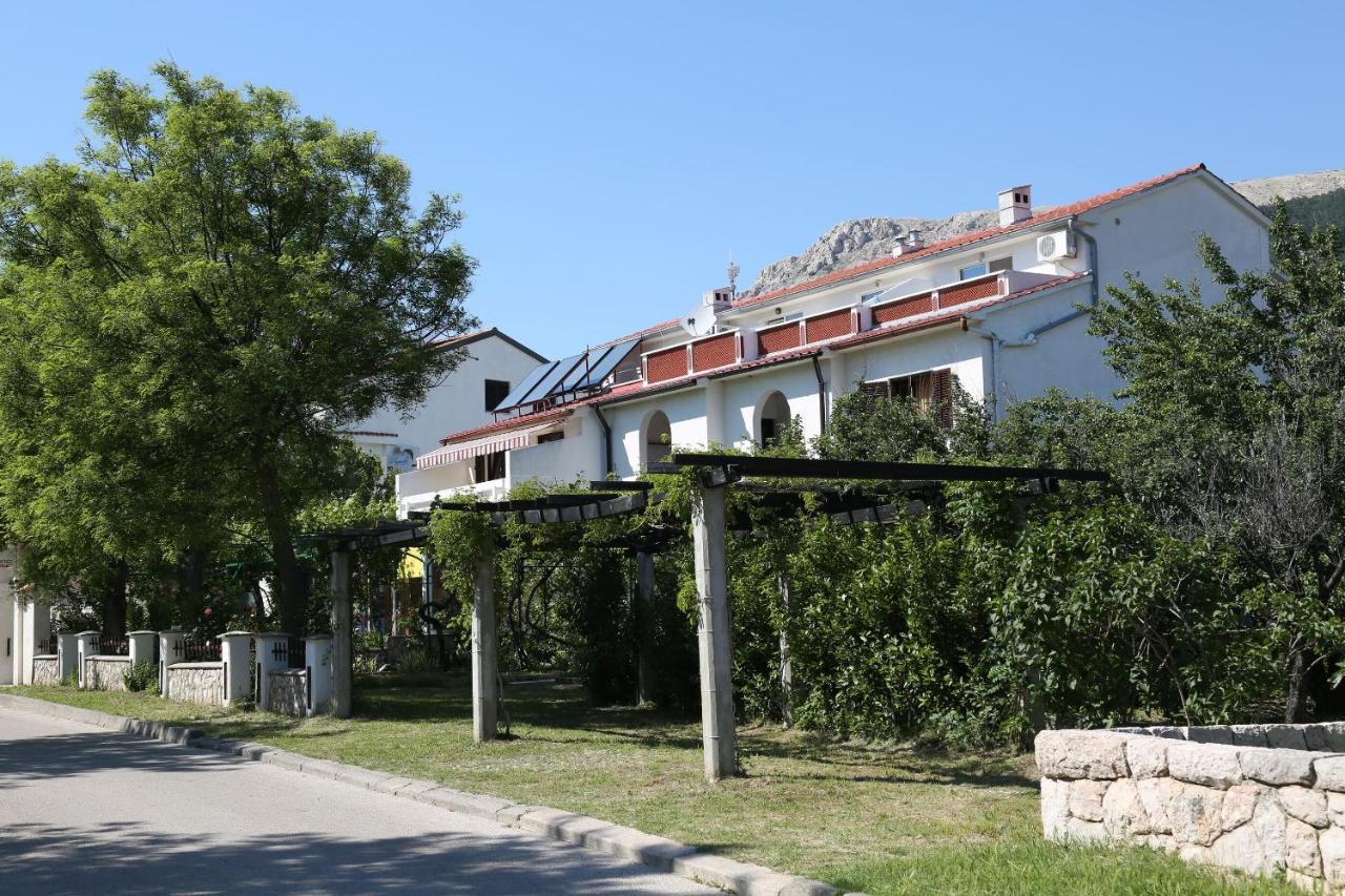 Fam Tomasic Apartment Baska (Krk)